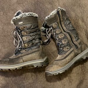 Santana Canada Brown and Gray Winter Boots